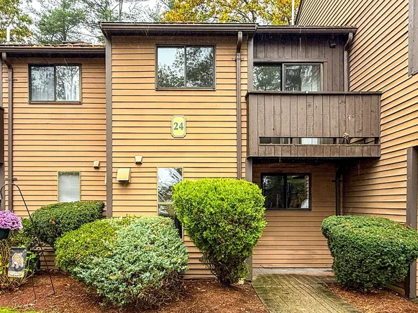 24 Wilson St APT 4, Marlborough, MA 01752