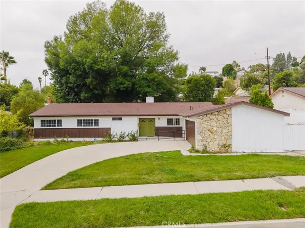 8579 Nevada Ave, Canoga Park, CA 91304