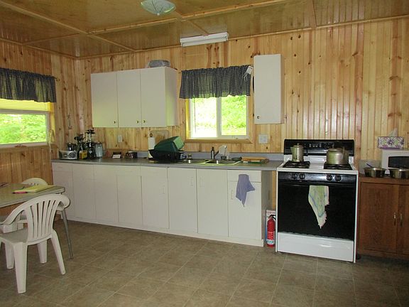 4th image of 373 Dutch Mike Rd