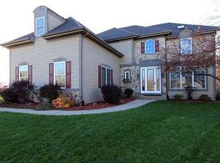 S95W13159 Walter Hagen Ct, Muskego, WI 53150