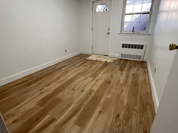 5th image of 8876 Bay 16th St #1
