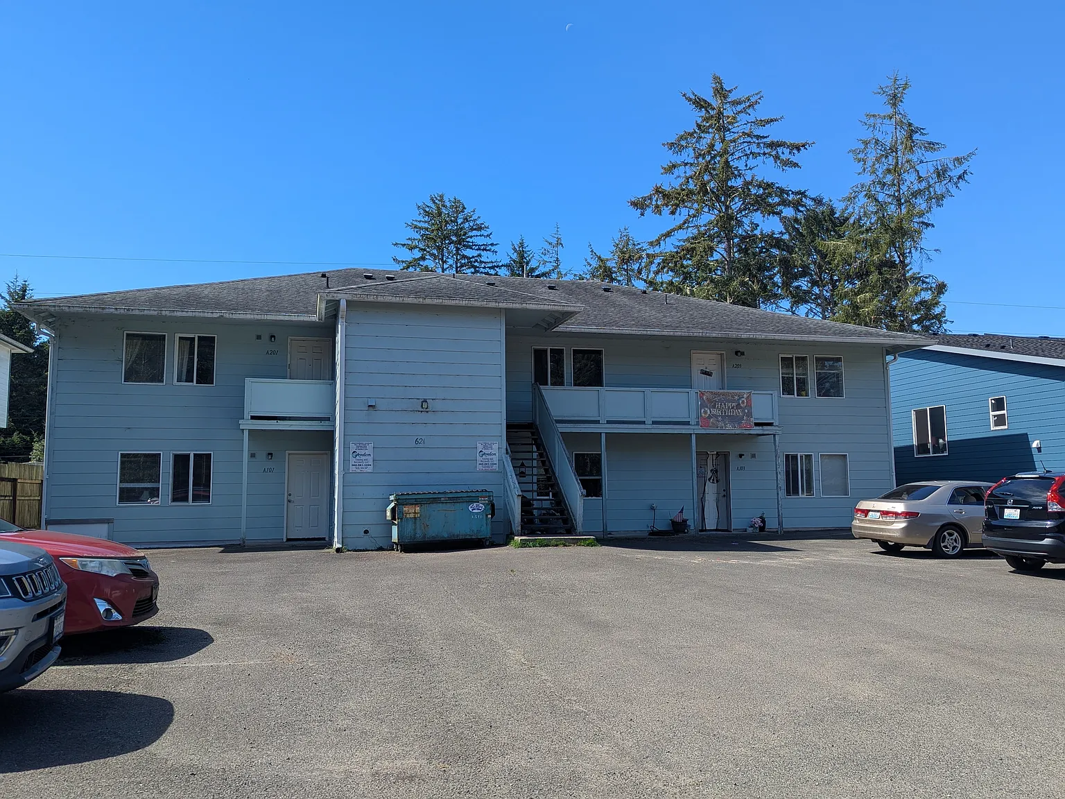 2 bed, $1,100 — Photo 2