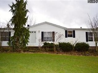 7323 Akins Rd, North Royalton, OH 44133