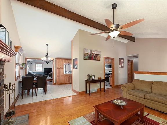 3rd image of 10102 Running Brook Dr