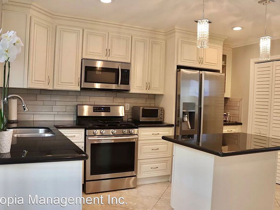 1st image of 2661 Briarwood Pl
