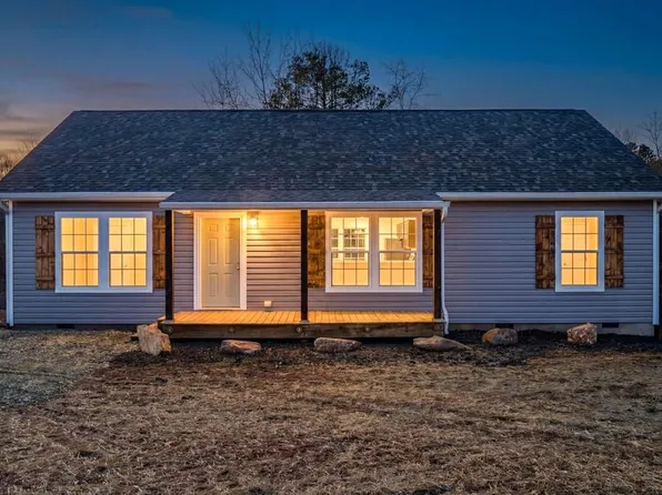 161 Pauline Ave, Franklin, NC 28734