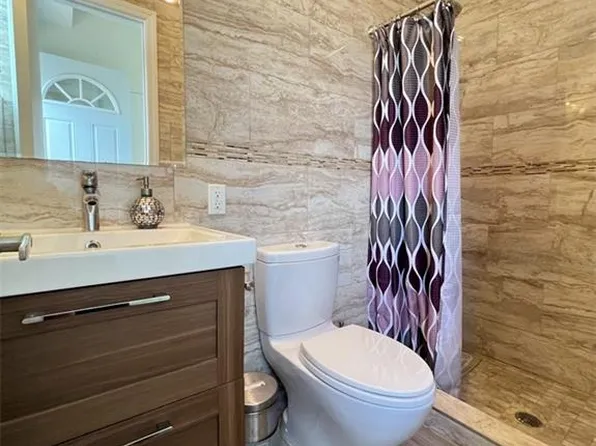 407 Ocean View Avenue image 21 of 28