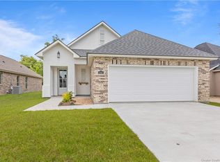1015 Michelle Dr, Sulphur, LA 70663