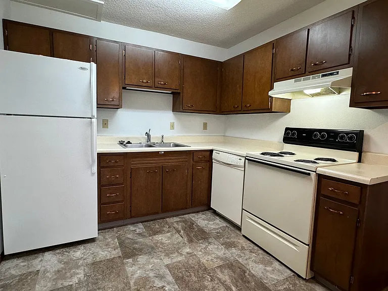 105 Jewel Dr — Photo 14