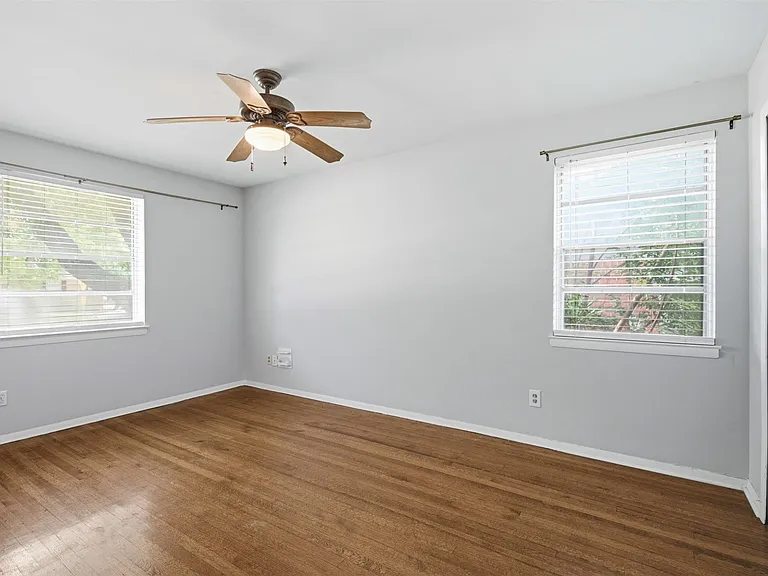 1403 Provincetown Ln — Photo 23