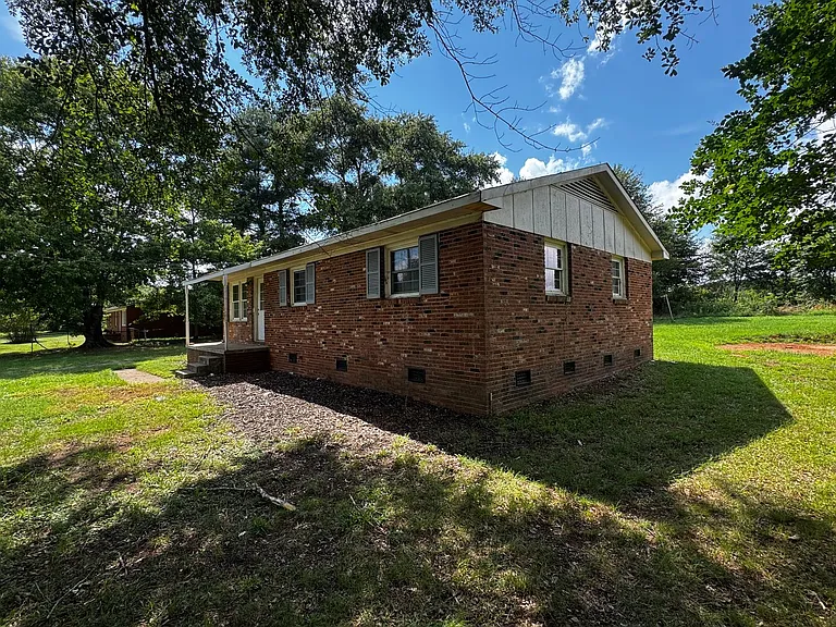 3113 Old School Rd — Photo 3