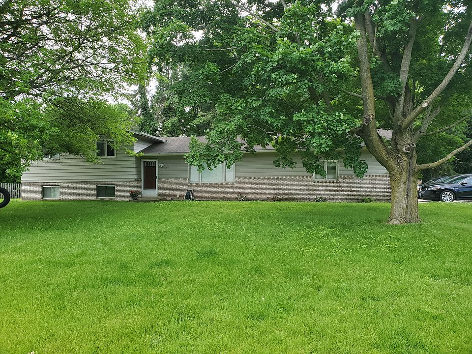 1st image of 4716 Dogwood Dr