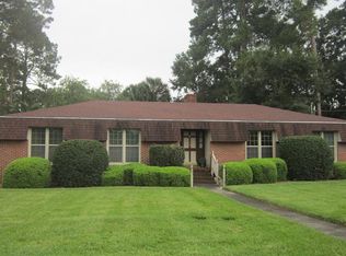 103 Fairway Dr, Valdosta, GA 31605