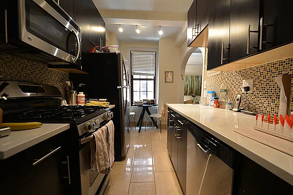 Rented by Keller Williams NYC | media 35