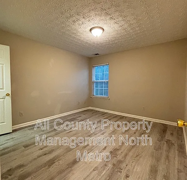 289 Silver Ridge Dr — Photo 8