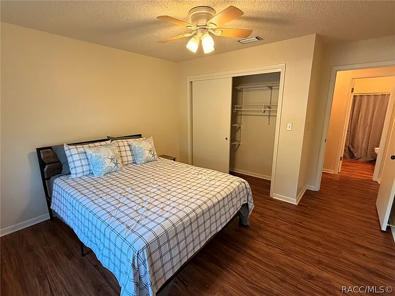 2400 Forest Dr #260 — Photo 8