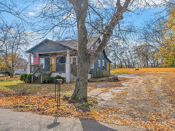 3rd image of 306 E St