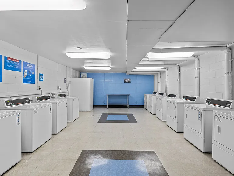 University Apartments Chapel Hill — Photo 10
