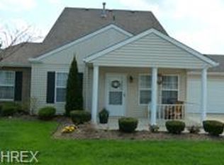 694 N Creek Dr UNIT 694, Painesville, OH 44077
