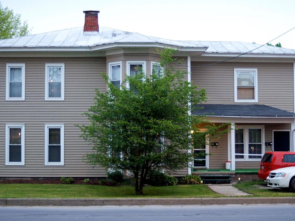1st image of 5 E Elmira St #1