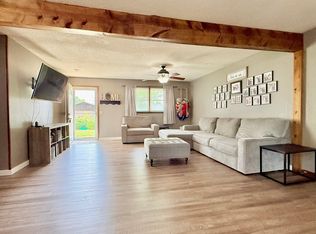 1217 W 14th Street Ct, Chanute, KS 66720