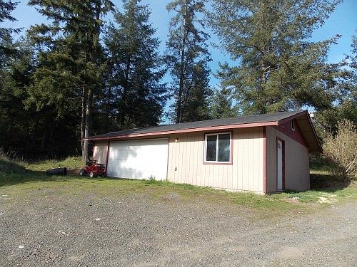 3rd image of 11930 Hobby St SE