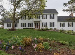 6N303 Ferson Woods Dr, St Charles, IL 60175