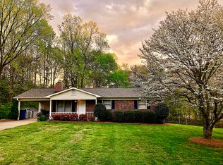 2308 Willow Bend Dr, Kernersville, NC 27284