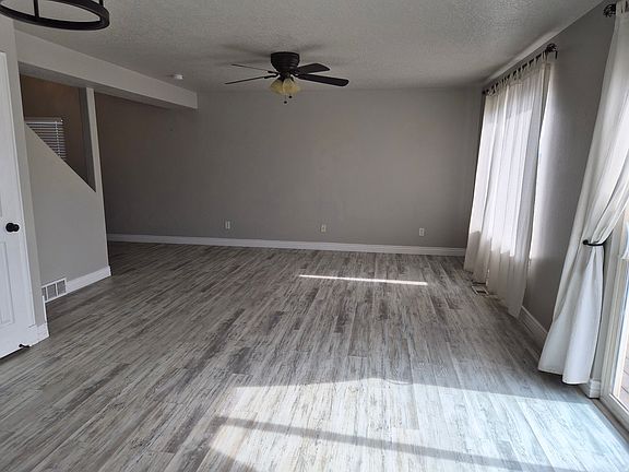 4th image of 4028 S Sunrise Dr