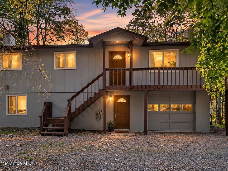 1st image of 19 Conservancy Ct