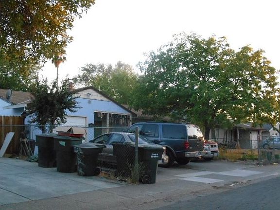 3rd image of 4056 Stephen Dr