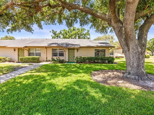 1908 Canterbury Ln Unit 28, Sun City Center, FL 33573