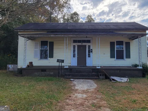 313 Carleeta St, Barnesville, GA 30204