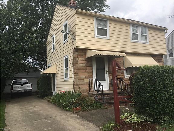 2nd image of 354 Longfellow St