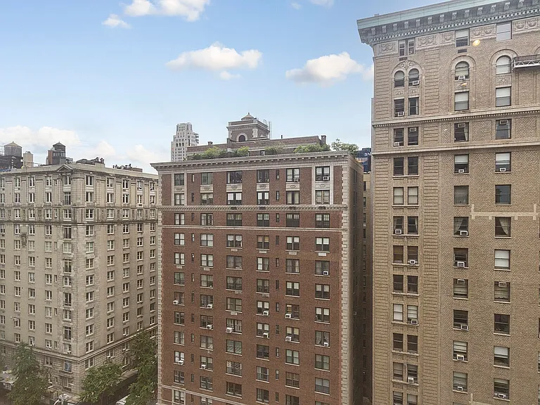 900 Park Ave #15B — Photo 6
