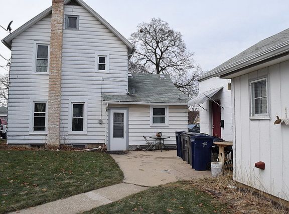4th image of this home