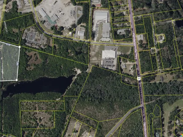 615 Sniders Hwy, Walterboro, SC 29488