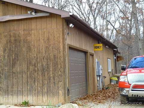 5th image of 5888 Lakewood Dr