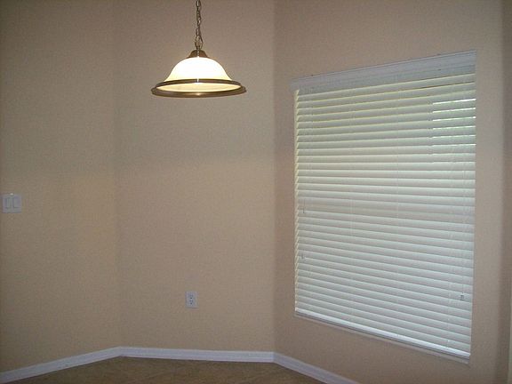 3rd image of 1037 Joponica Ave S