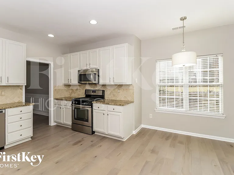 32 Soapstone Ln — Photo 7