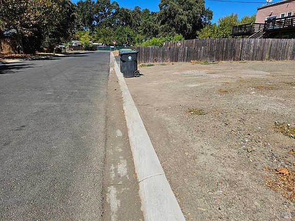 3rd image of 14240 Pearl Ave