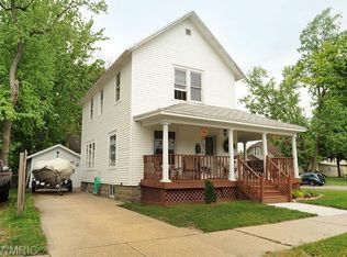139 S Union St, Sparta, MI 49345