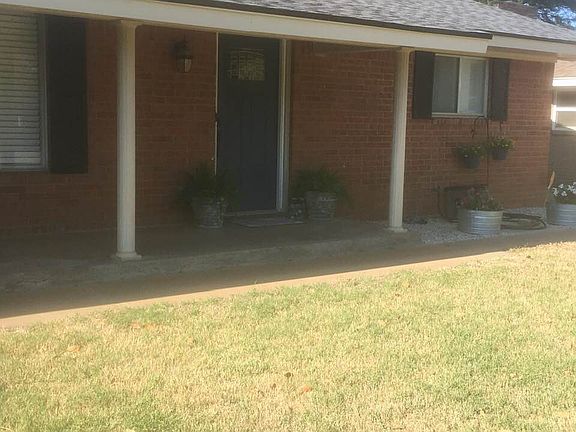 Front Porch/Entry