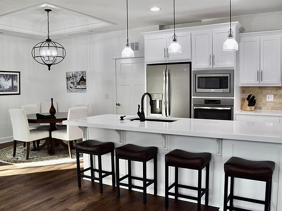 5th image of 2250 Lake Pointe Dr #304