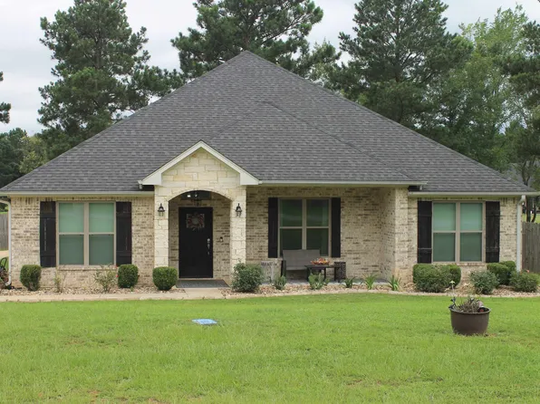 2600 Kings Rd, Marshall, TX 75672