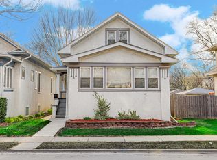 1040 N Austin Blvd, Oak Park, IL