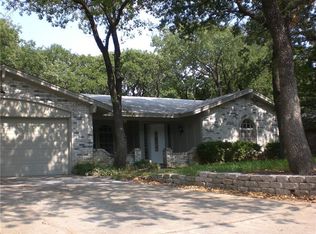 2617 Tanglewood Dr, Grapevine, TX 76051