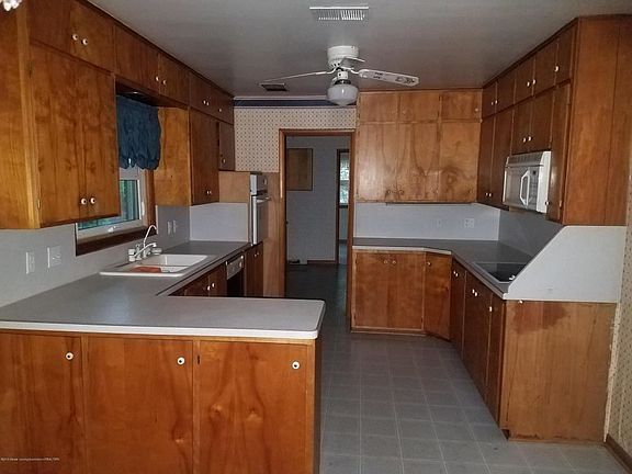 5th image of 104 Cambridge Dr