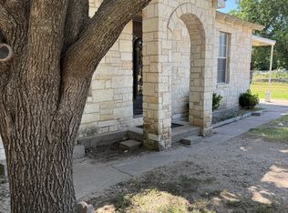 819 N Paddock St, Stephenville, TX 76401