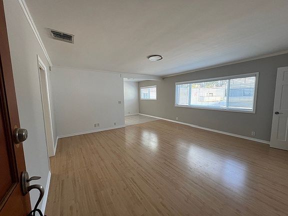 5th image of 1020 21st St APT D